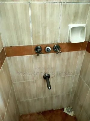 3bdrm Block of Flats in Kileleshwa for sale