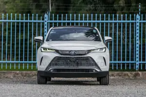 Toyota Harrier 2.5 Hybrid 4WD 2020 White