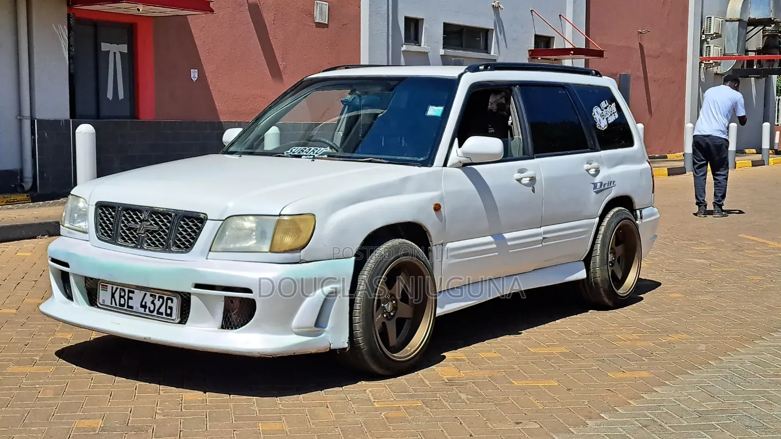 Subaru Forester 2001 White