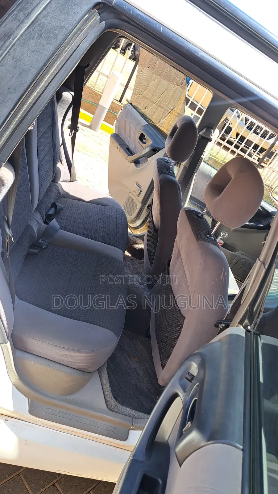 Subaru Forester 2001 White