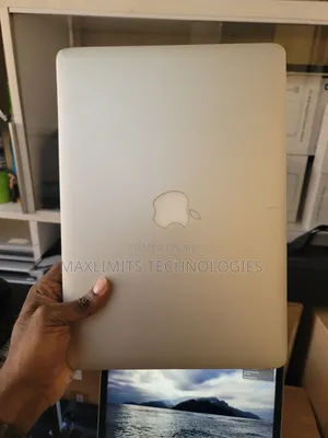 Laptop Apple MacBook Air 2017 8GB Intel Core i5 SSD 256GB