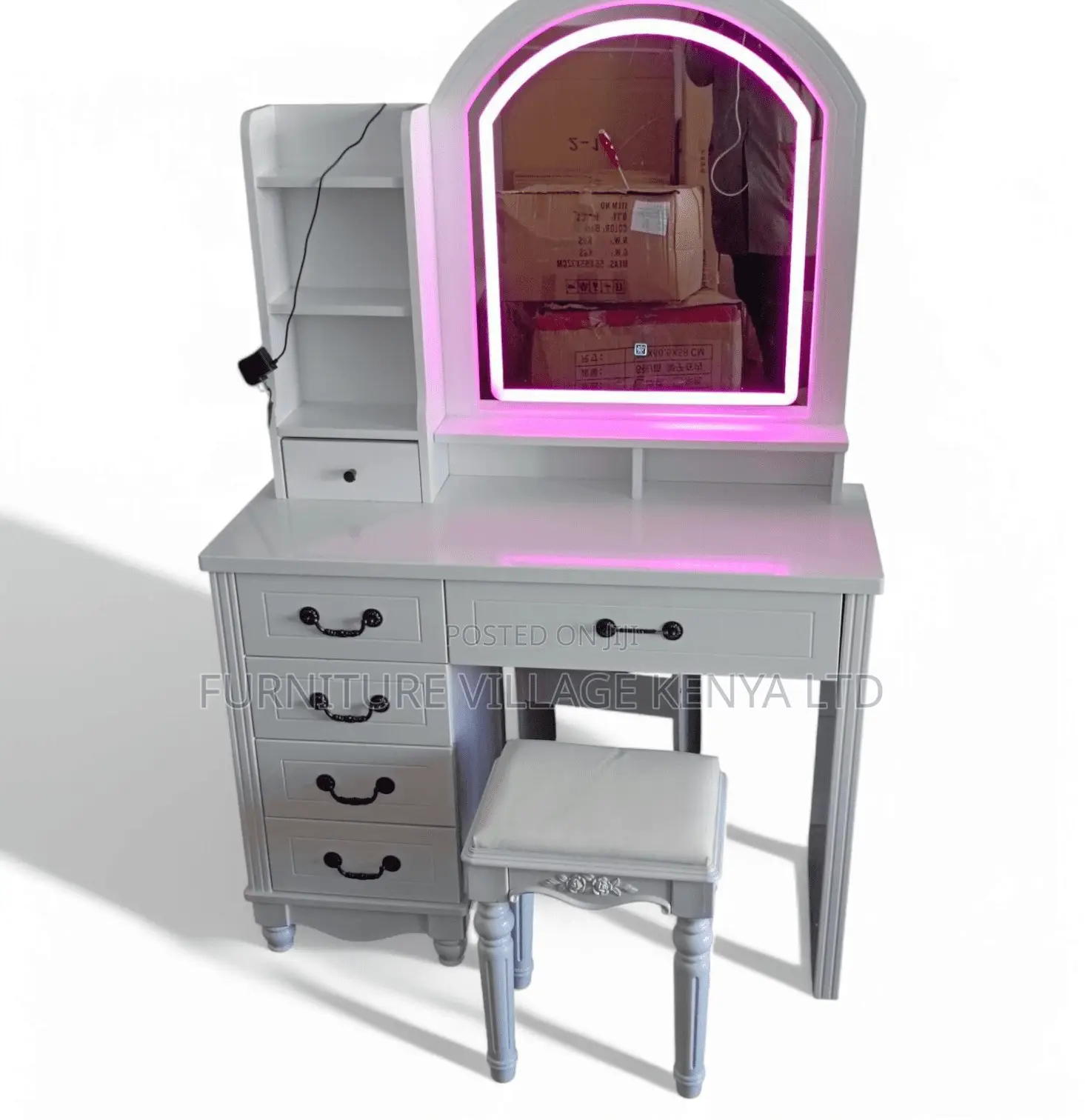 Dresser; Lighted Bedroom Dressing Table With Storage
