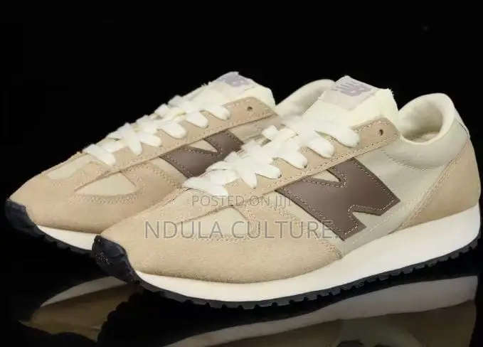 New Balance 471 Sneakers
