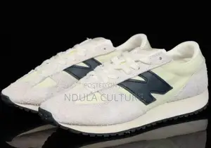 New Balance 471 Sneakers