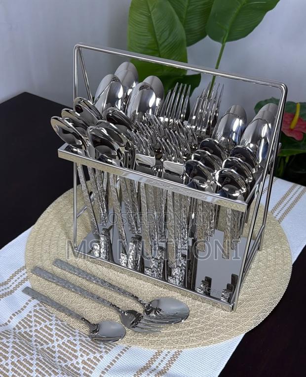 Textured 36-Piece Luxury Cutlery Set