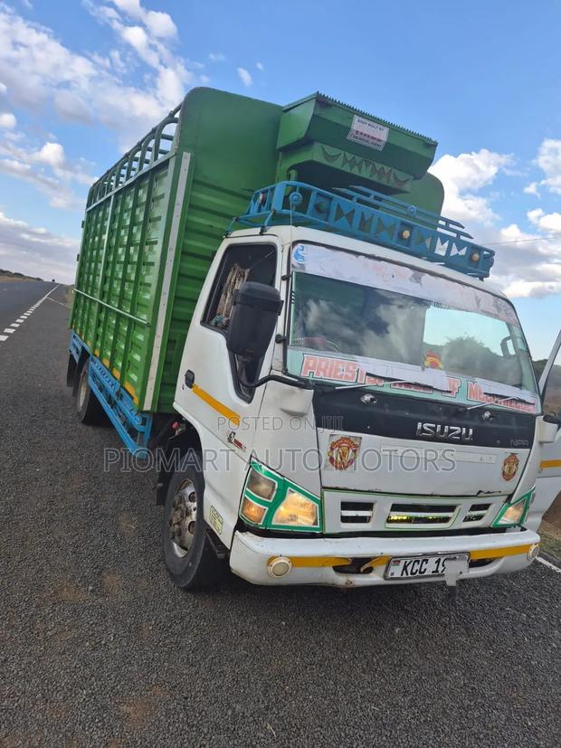 Isuzu NPR KCC 4.3 Local - main view