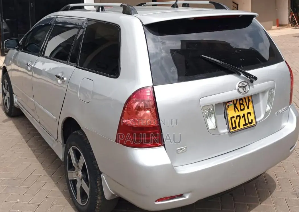 Toyota Corolla Fielder 2006