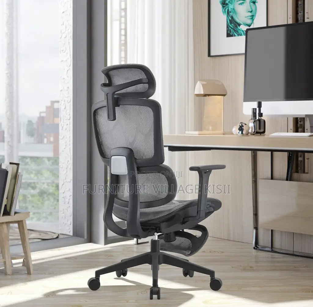Office Chair: Ergonomic Mesh Chair