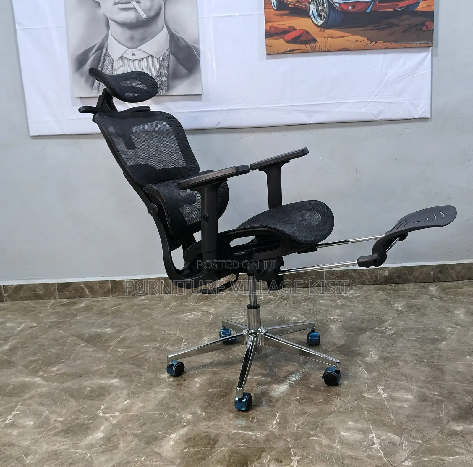 Office Chair: Ergonomic Mesh Chair