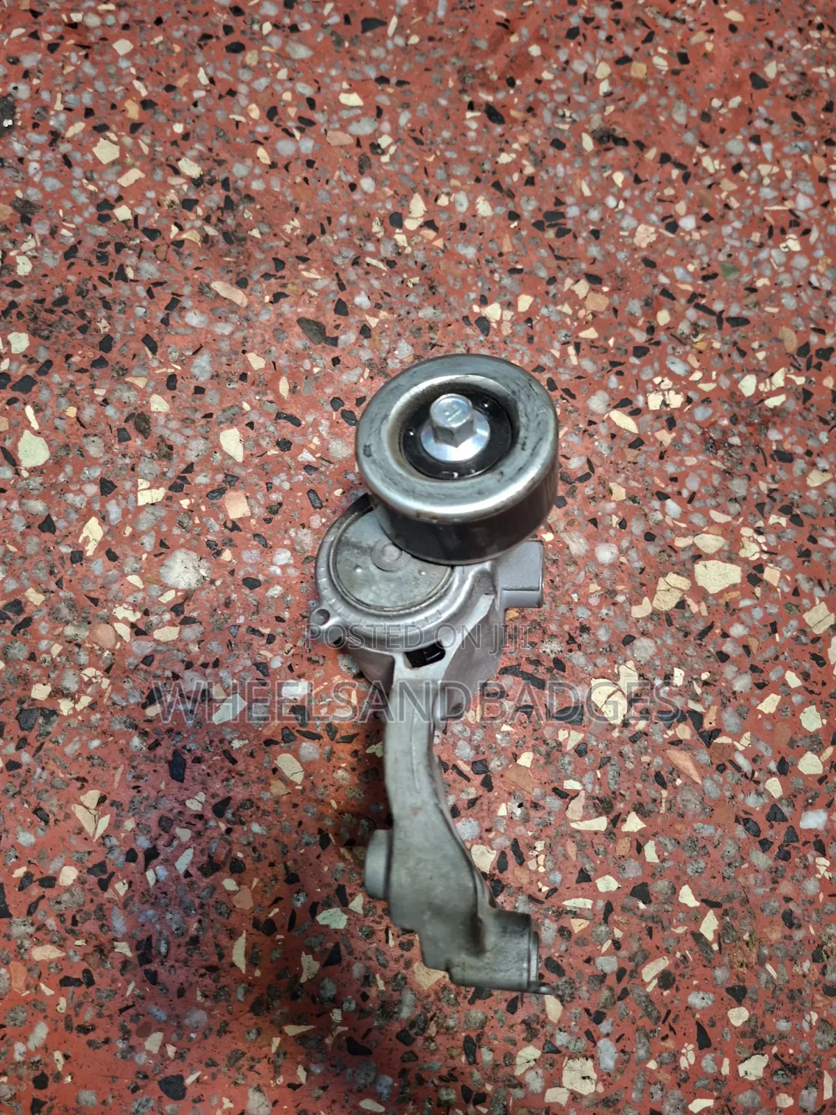 4GR (2wd)Belt Tensioner