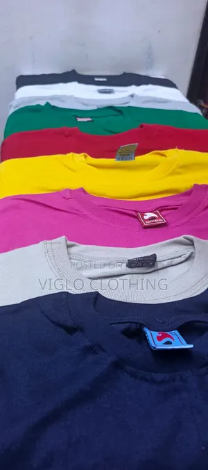 Wholesale Adults Round Necks