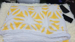 6*6 Warm Sherpa Throw Blanket at Ksh2100.