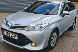 Toyota Corolla Fielder 2017