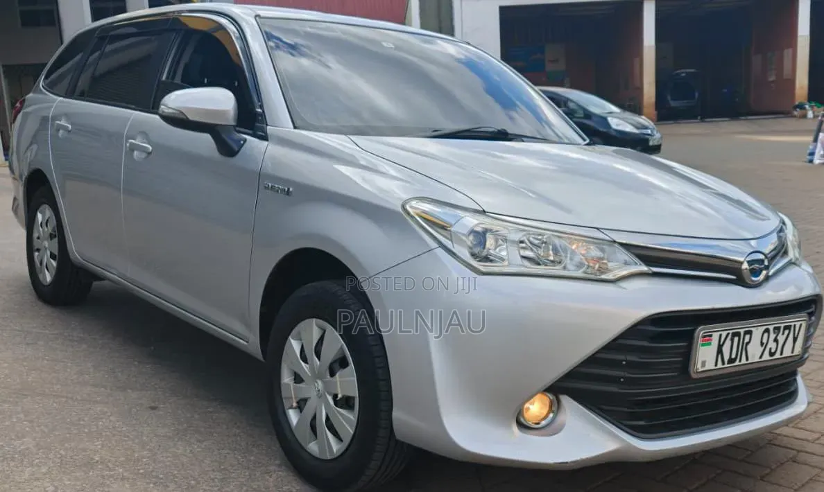 Toyota Corolla Fielder 2017