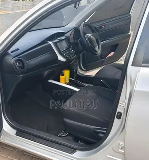 Toyota Corolla Fielder 2017