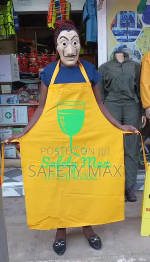 Apron/Water Proof Aprons