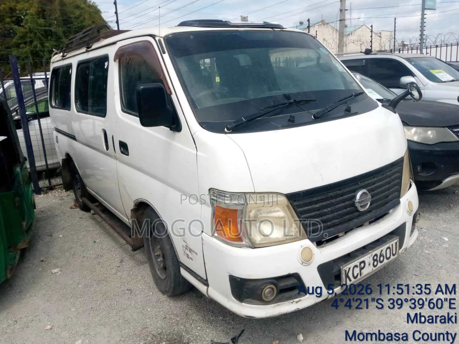 Nissan Caravan 2009 White