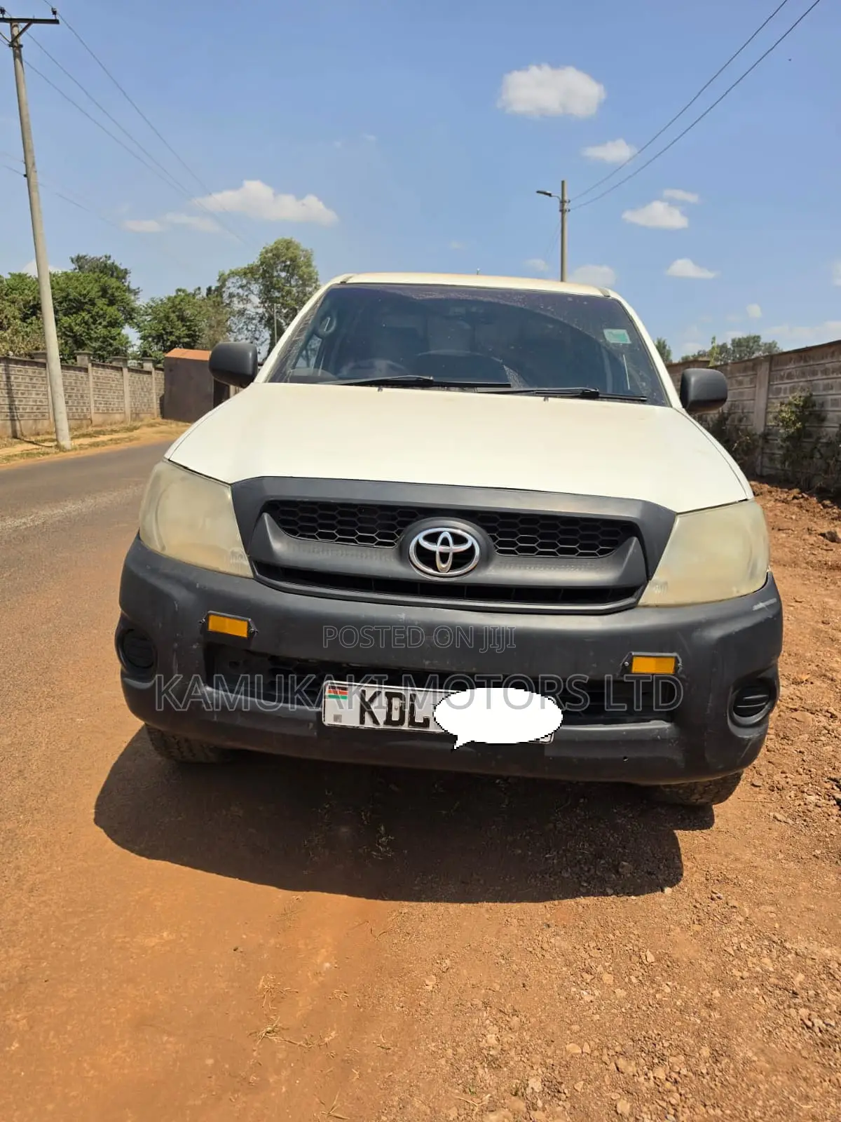 Toyota Hilux 2.5 D-4D 4X4 SRX 2010 White