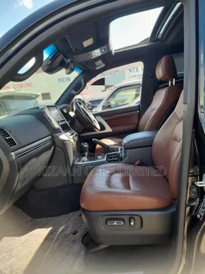 Toyota Land Cruiser 2019