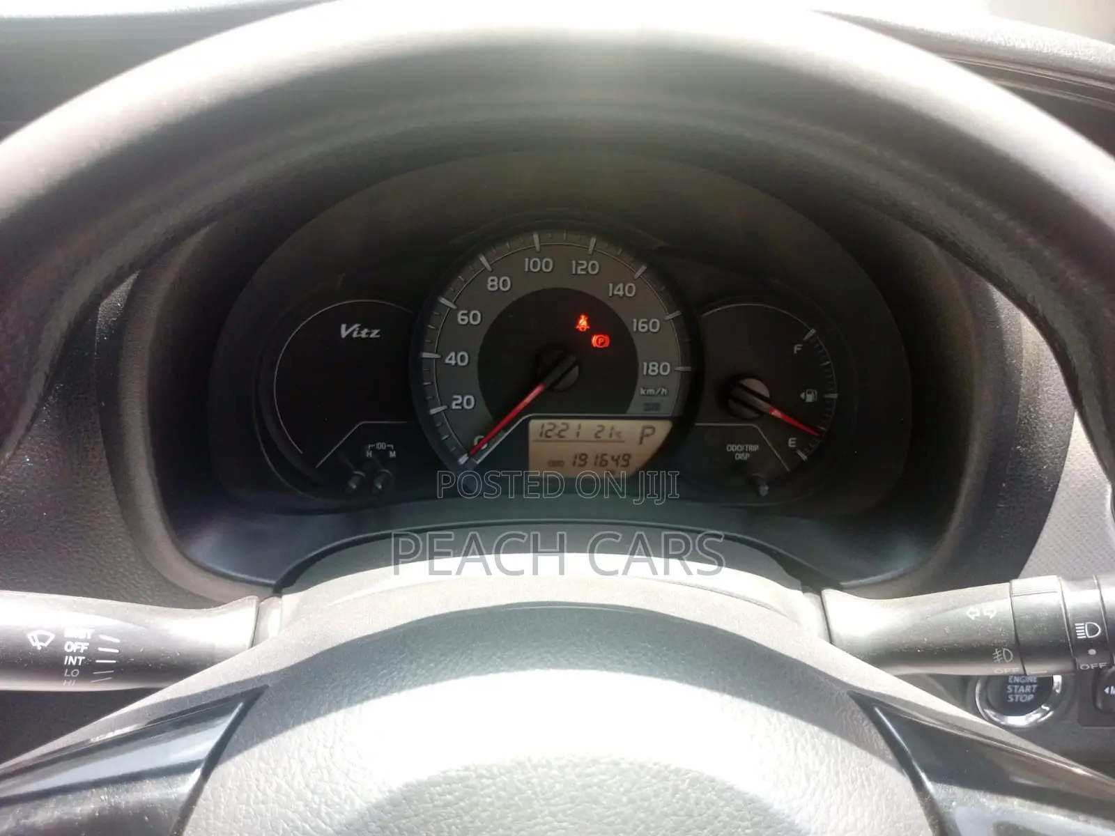Toyota Vitz 2015 Yellow