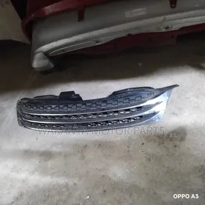 Toyota Mark X Zio Grille, Model 2010. Clean Ex Japan Motor Parts