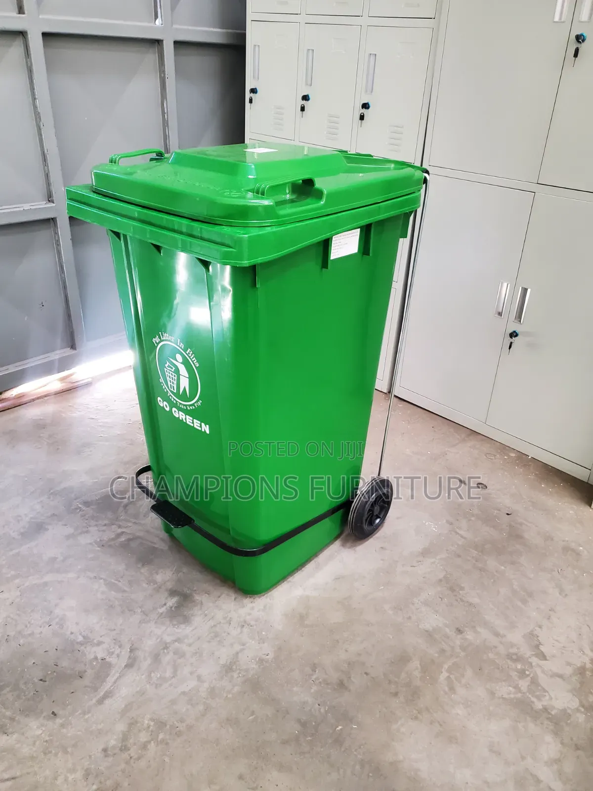 Heavy Duty 240L Dust Bin With Wheelie Pedal