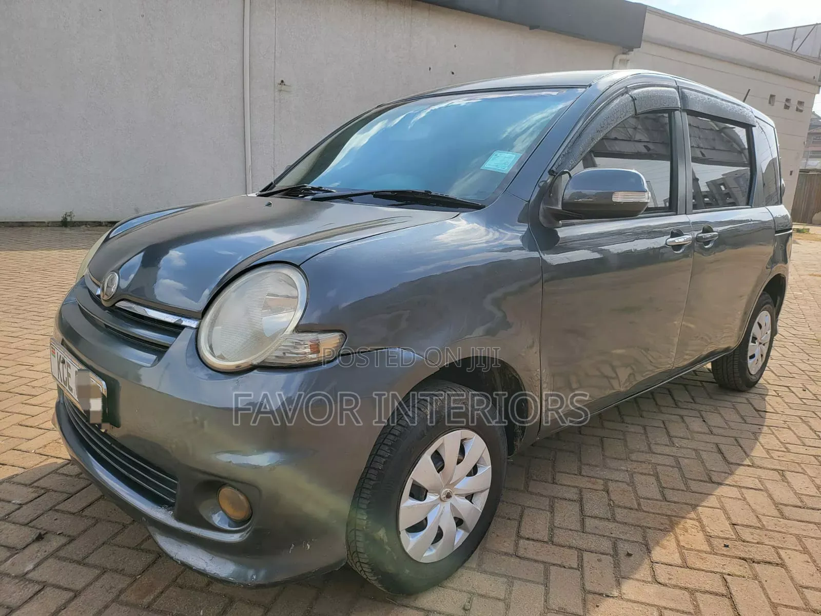Toyota Sienta 2010 Black