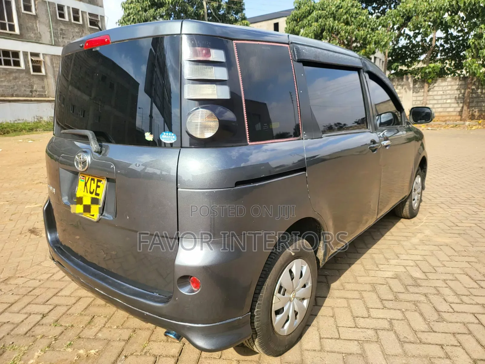 Toyota Sienta 2010 Black