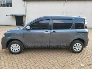 Toyota Sienta 2010 Black