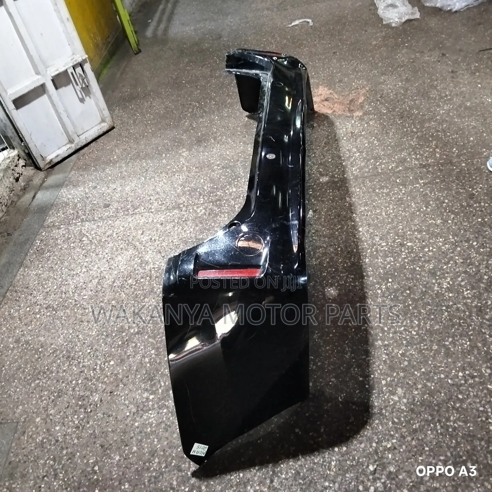 Toyota Noah/Voxy Back Bumper, New Model 2015. Clean Ex Japan