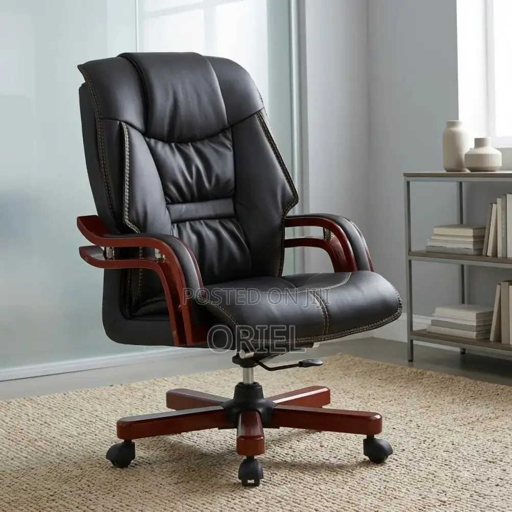 Office Chair : Director’s Executive Leather Seat