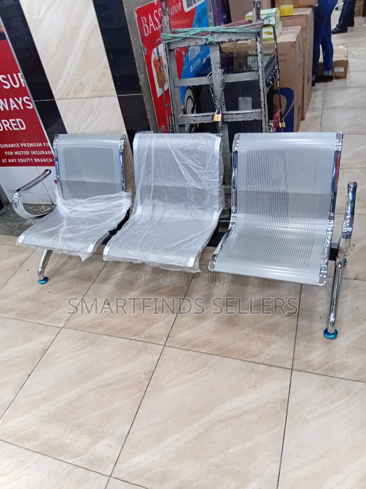 3 Link Non Padded Waiting Bench