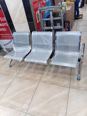 3 Link Non Padded Waiting Bench