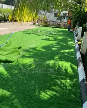 Artificial Grass Matting for Gardens, Patios and Balcony Spaces