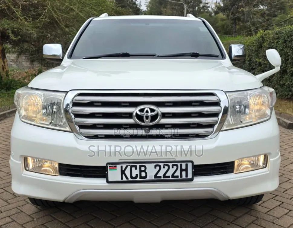 Toyota Land Cruiser 2008 Off white