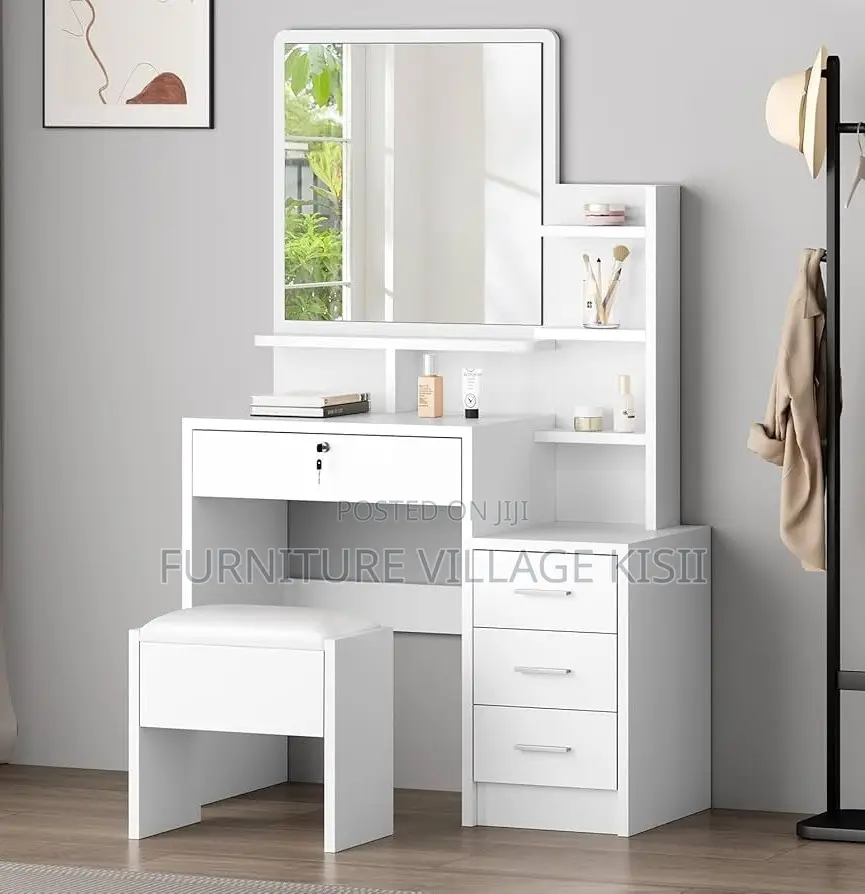 Home Furniture: Bedroom Dreasing Table