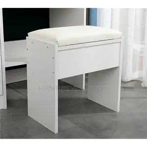 Home Furniture: Bedroom Dreasing Table