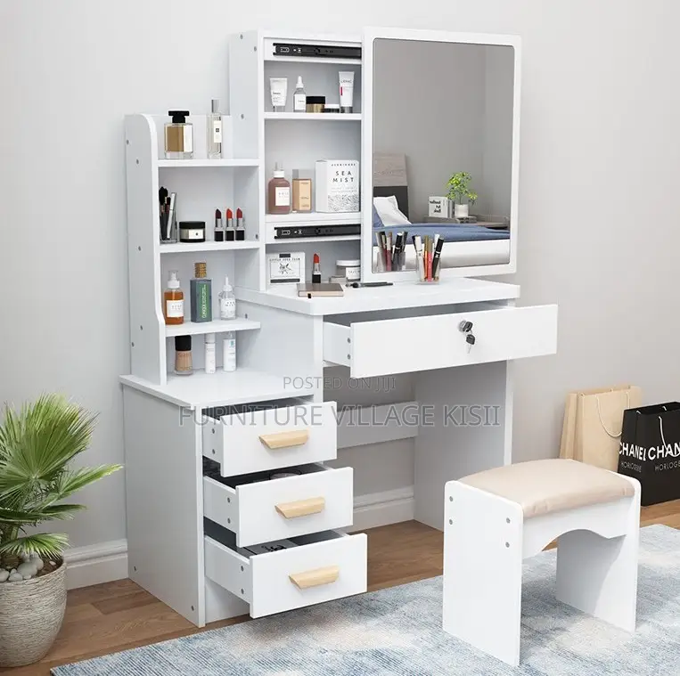 Home Furniture: Bedroom Dreasing Table