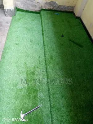Artificial Grass Rolls for Landscaping Gardens and Commercial Areas