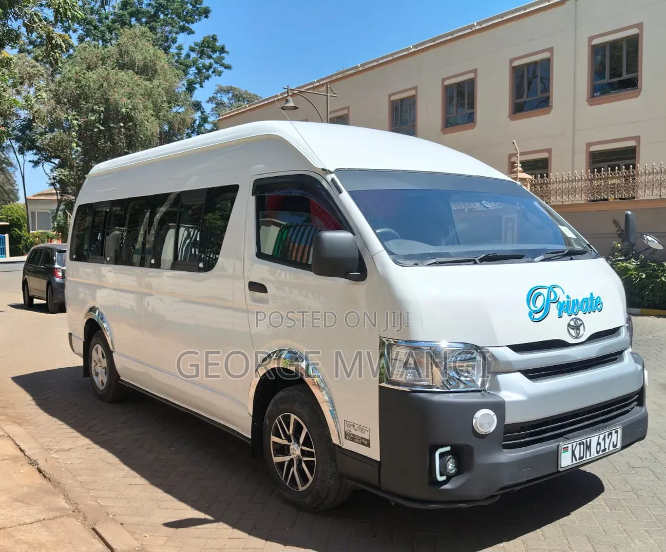 Toyota HiAce 2016 White