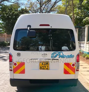 Toyota HiAce 2016 White