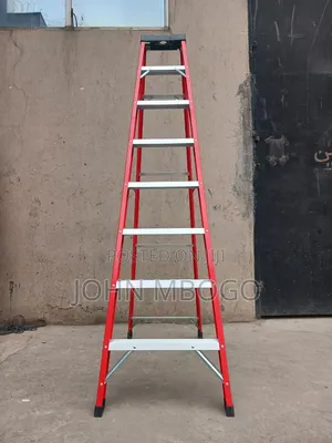 Single Fibreglass Step Ladder