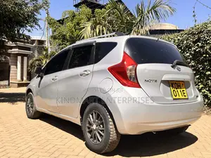 Nissan Note 2014 Silver