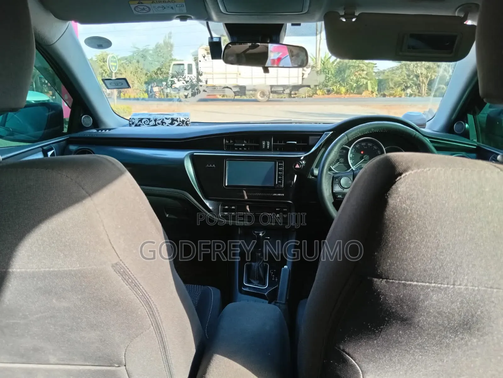Toyota Auris 2016 Black