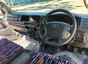 Toyota HiAce 2025 White