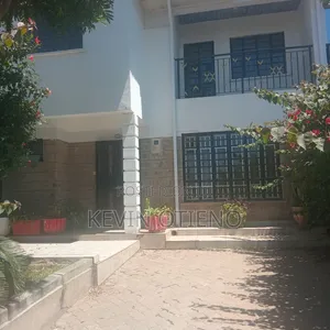 3bdrm Maisonette in Call Me, DayStar Area for rent