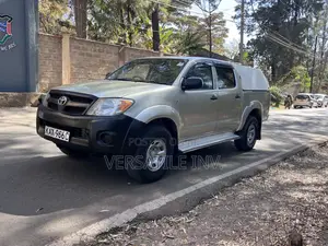 Toyota Hilux 2006 Silver