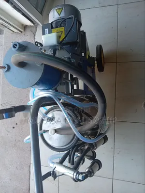 Farm Milking Machine
