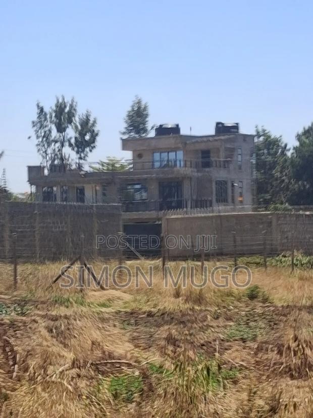 Muigai Inn Thika Road 50x100 in a Controlled Gated Court Ready Title