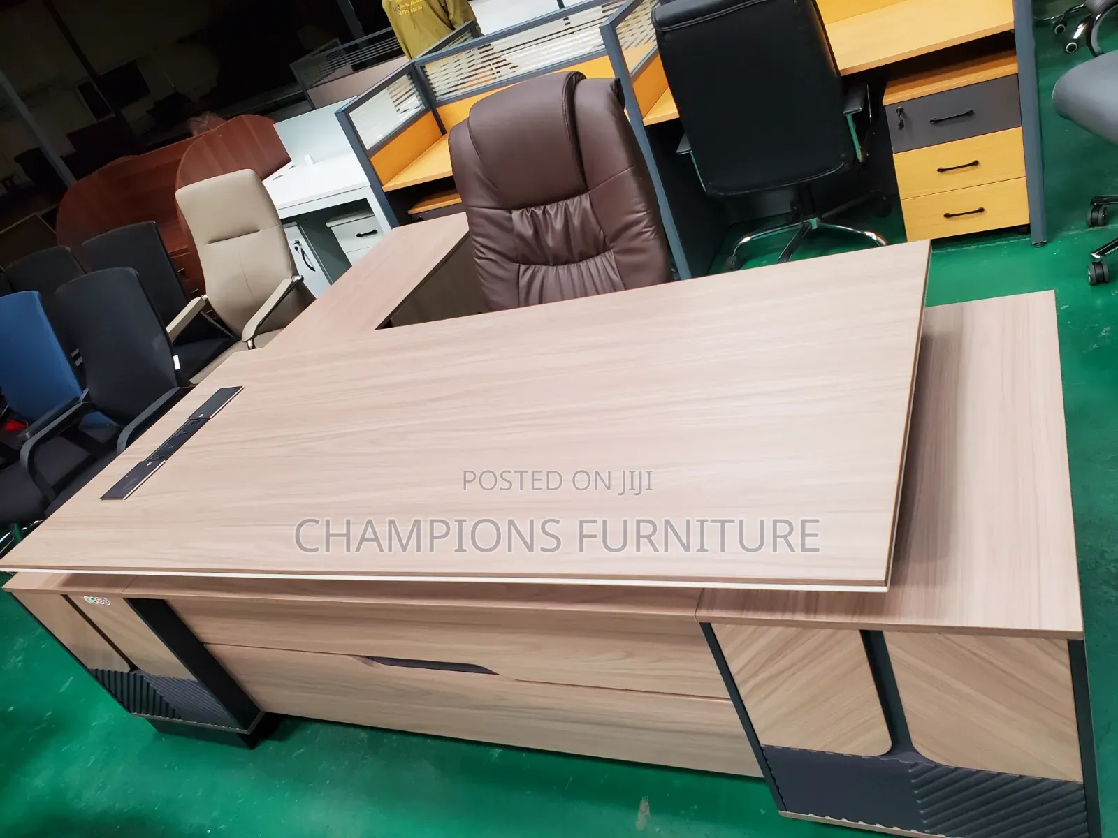 2.4M L-Shaoer Natural Oak Executive Desk